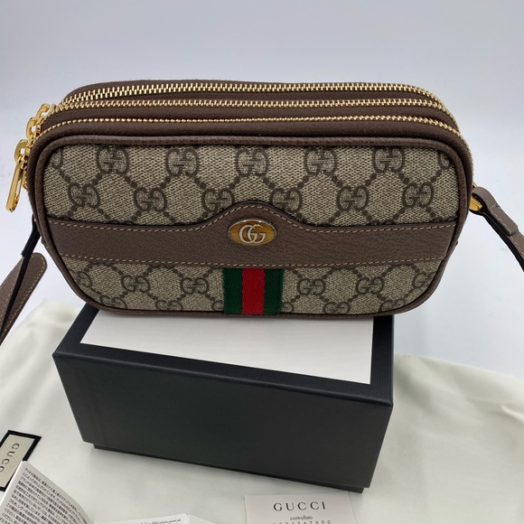 Women’s Gucci GG mini supreme triple zip cross body bag made in Italy